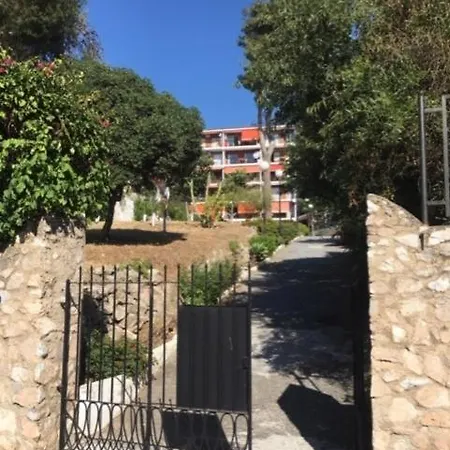 Apartment Charming Sea View Nearby Everything *