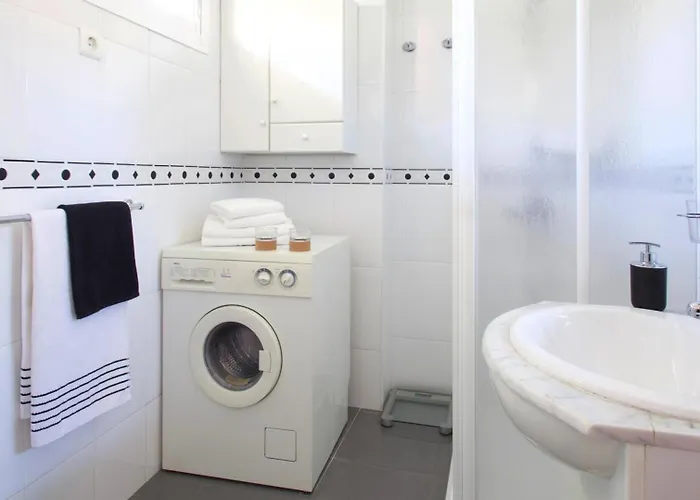 Charming Sea View Nearby Everything 아파트 토레몰리노스